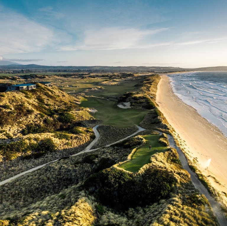 Aerial view of Lost Farm 15th Hole, Barnbougle Dunes Golf Links, Bridport, Tasmania © Great Golf Courses of Australia