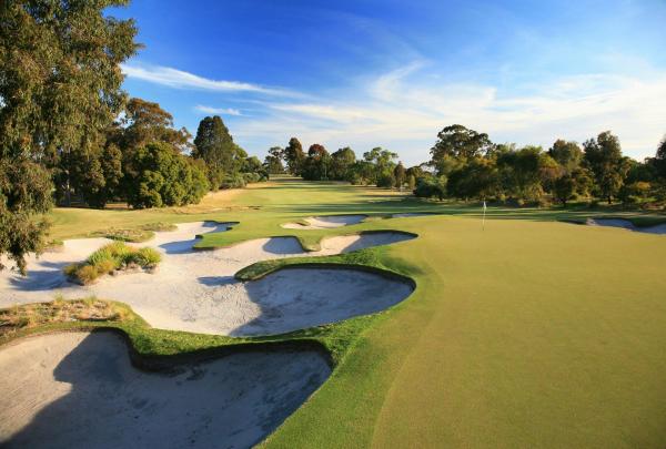 Huntingdale 8th Hole at Huntingdale Golf Club, Melbourne, Victoria © Great Golf Courses of Australia
