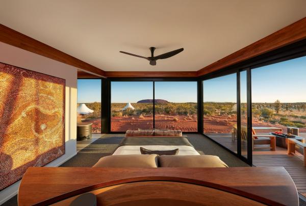 Longitude 131° room, Yulara, Northern Territory © Bailie Lodges
