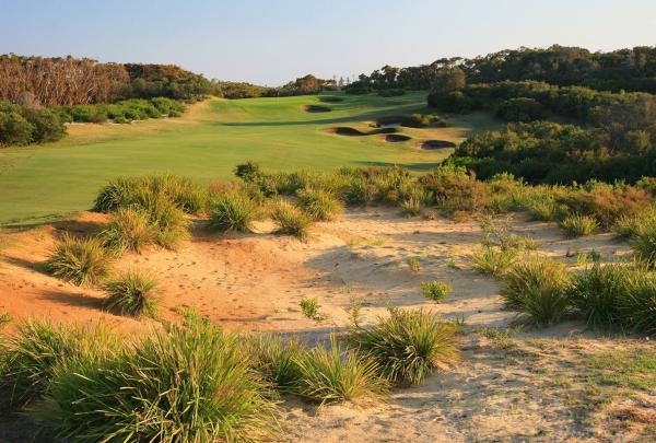 Sand dune and golf course shot of the New South Wales Golf Club, Botany Bay National Park, New South Wales © NSW Golf Club