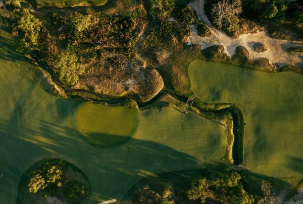 Aerial shot of the golf course at Peninsula Kingswood Country Golf Club, Frankston, Victoria © Great Golf Courses of Australia
