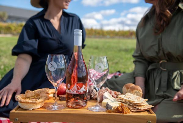 Women outdoor dining at Printhie Wines, Nashdale, Orange, New South Wales © Printhie Wines