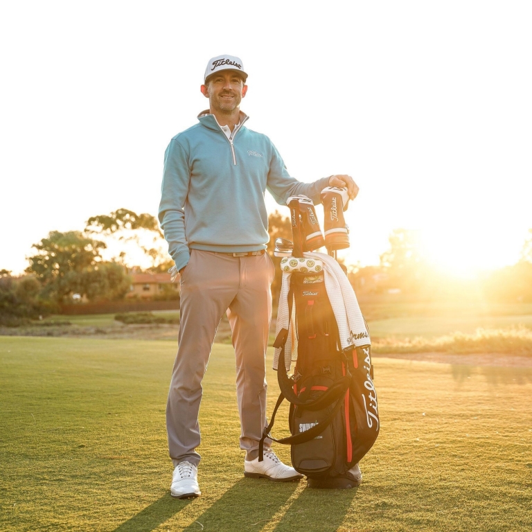 Golfer on the green at Royal Adelaide Golf Club, Seaton, South Australia © Great Golf Courses of Australia