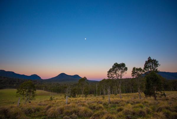 Dusk over the Scenic Rim Trail, World Expeditions, Mount Mitchell, Queensland © Spicers Retreat/ Great Walks of Australia