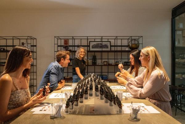 Winery group experience at Seppeltsfied, Seppeltsfield, Barossa Valley, South Australia © Tourism Australia