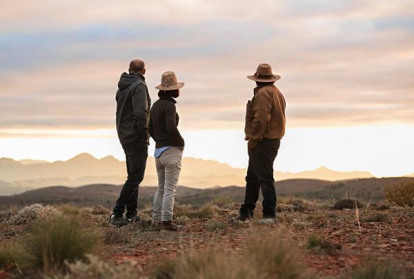 Couple visiting Wadna, Flinders Ranges, South Australia © Tourism Australia